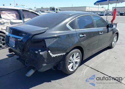 2015 Nissan Altima 2.5 Sv z USA, uszkodzony, nr VIN 1N4AL3AP9FC466807